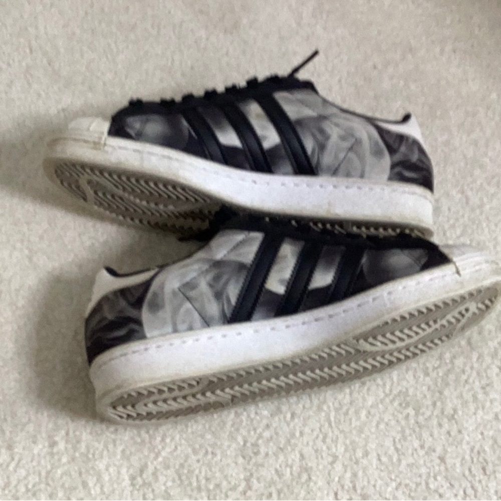 ADIDAS SNEAKERS, BLK, GRAY DESIGN